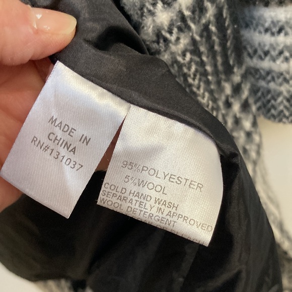 Plaid B/W Double Breastfed Car Coat Sz L - Picture 10 of 11